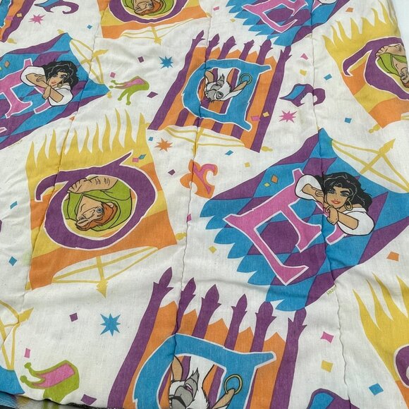 Vintage Disney Hunchback Of Notre Dame Comforter FLAWS Esmeralda Quasimodo 90s - Picture 12 of 16